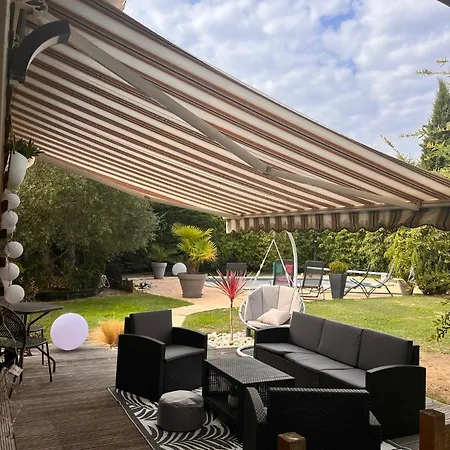 בית נופש Le Logis De - Maison Climatisee Piscine La Baule